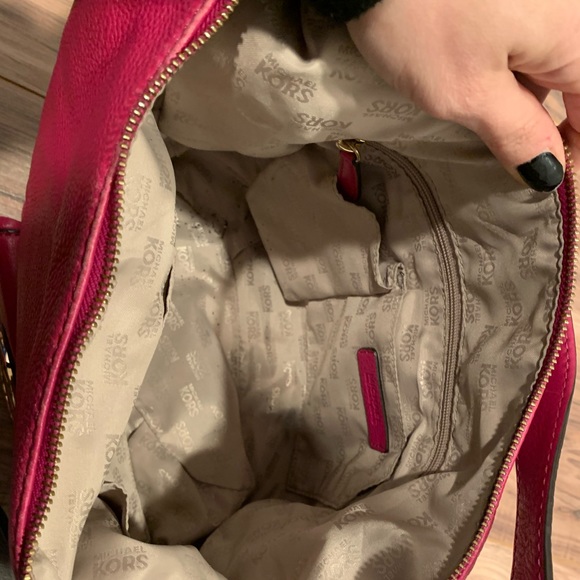 Large Michael Kors bag and wallet - Picture 2 of 3